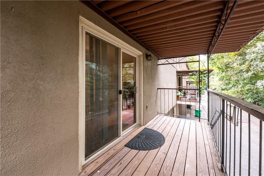 1746 WOODCLIFF Place NE