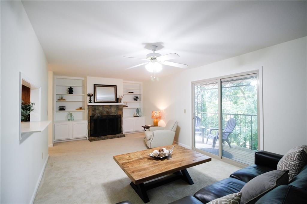 1746 WOODCLIFF Place NE