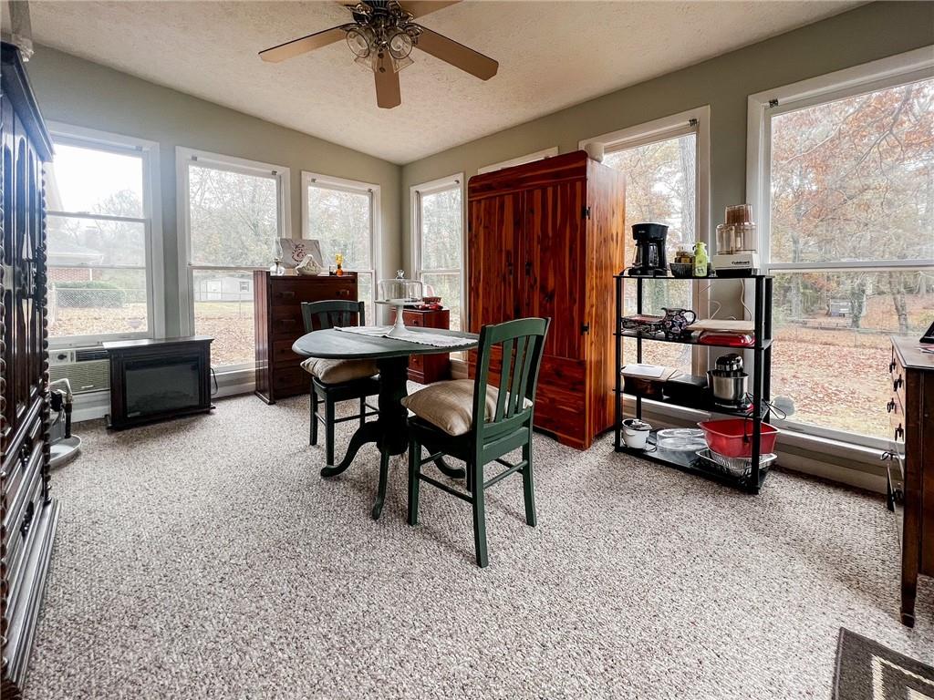 609 Creek View Drive