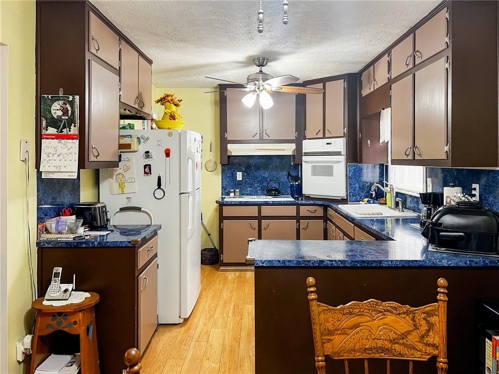 609 Creek View Drive