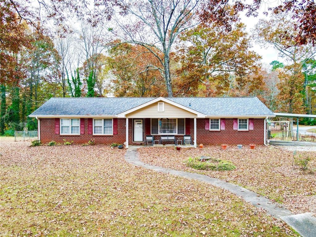 609 Creek View Drive