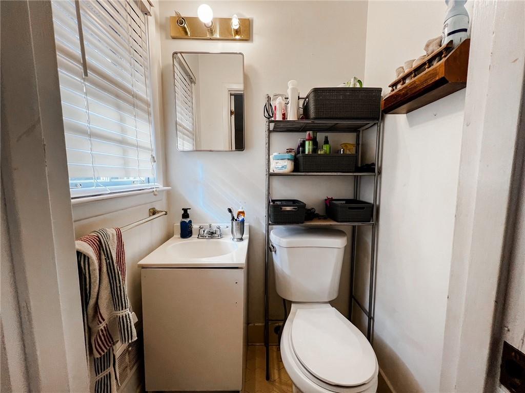 609 Creek View Drive