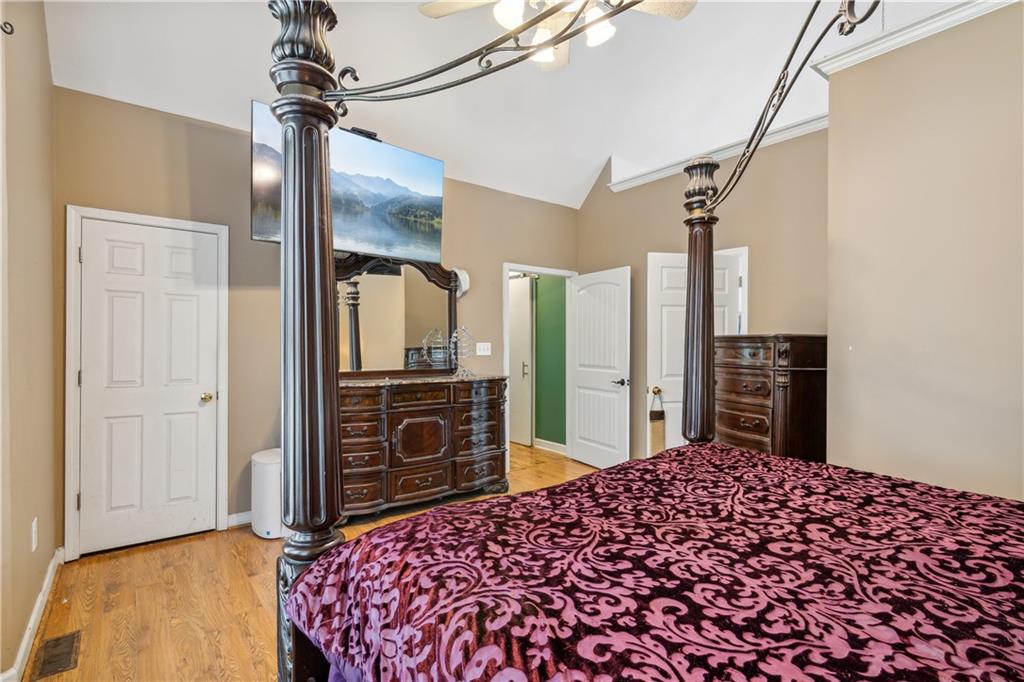 137 King Richard Drive