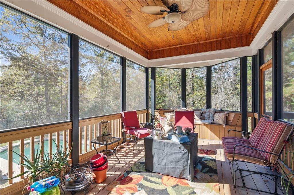 137 King Richard Drive