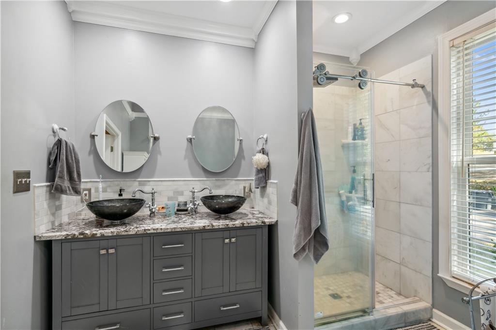 137 King Richard Drive