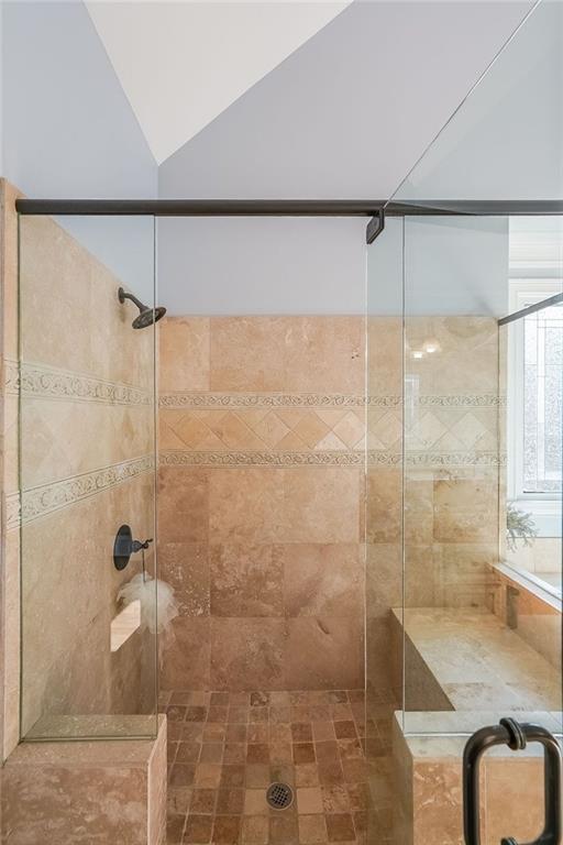 1490 WHITE ROSE Court NW