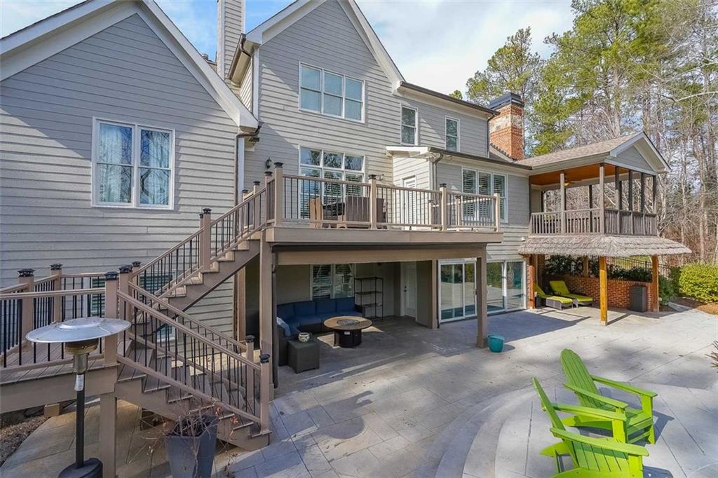 1490 WHITE ROSE Court NW