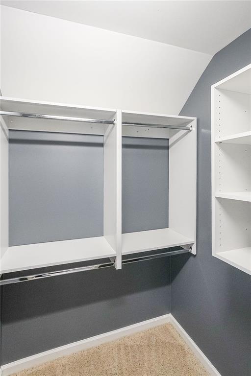 1490 WHITE ROSE Court NW