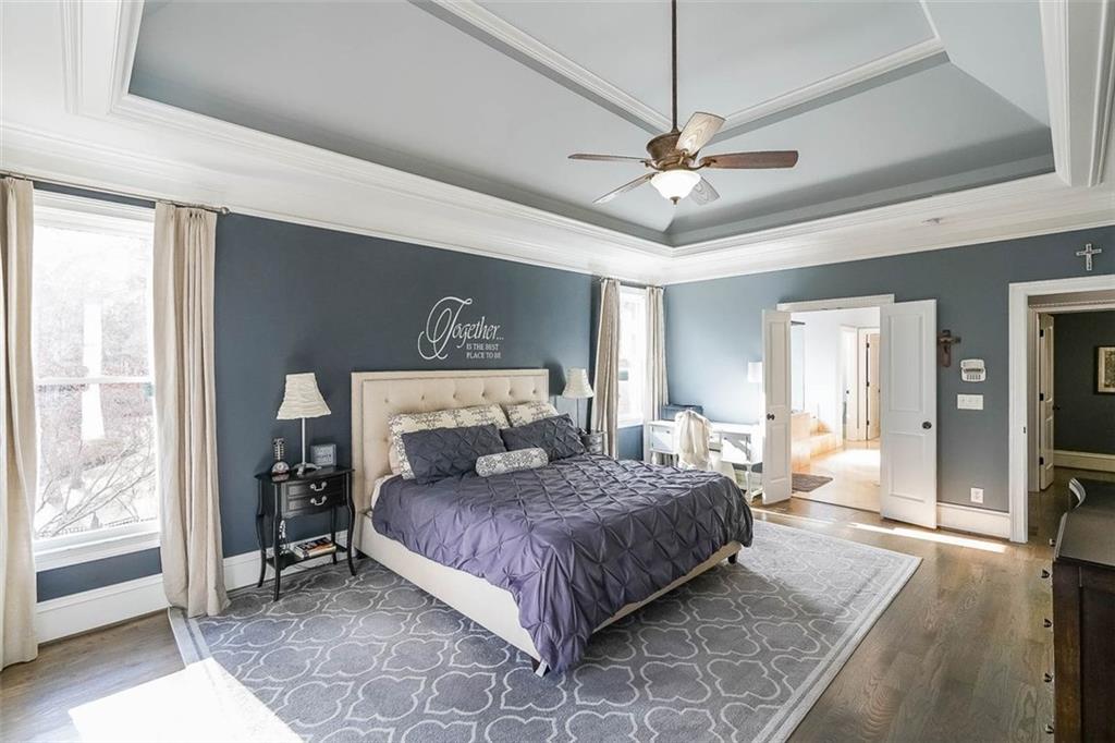 1490 WHITE ROSE Court NW