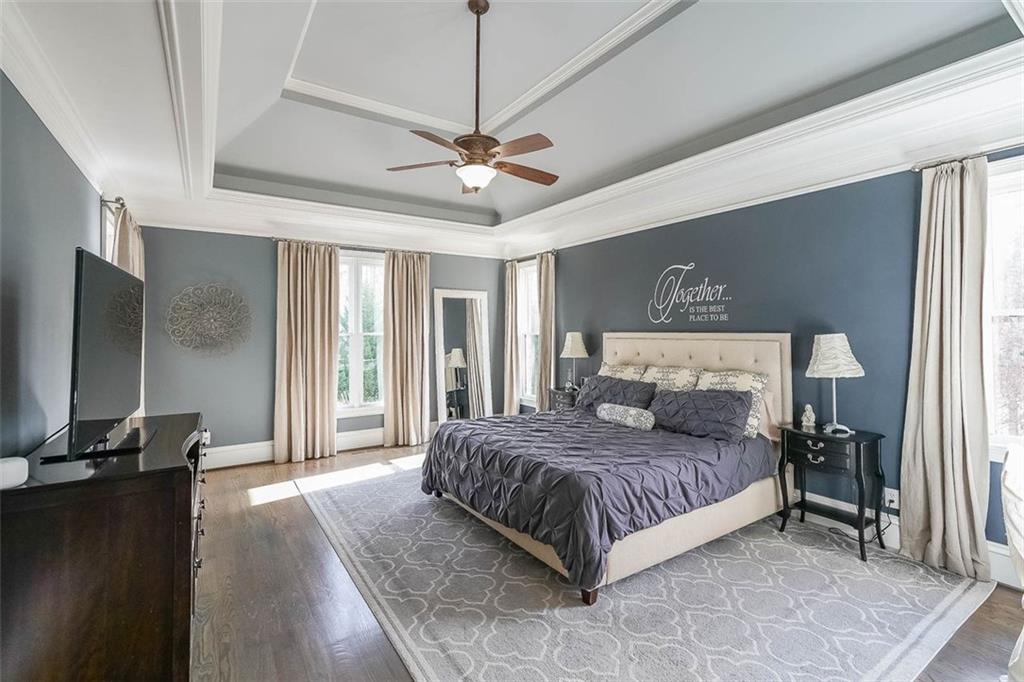 1490 WHITE ROSE Court NW