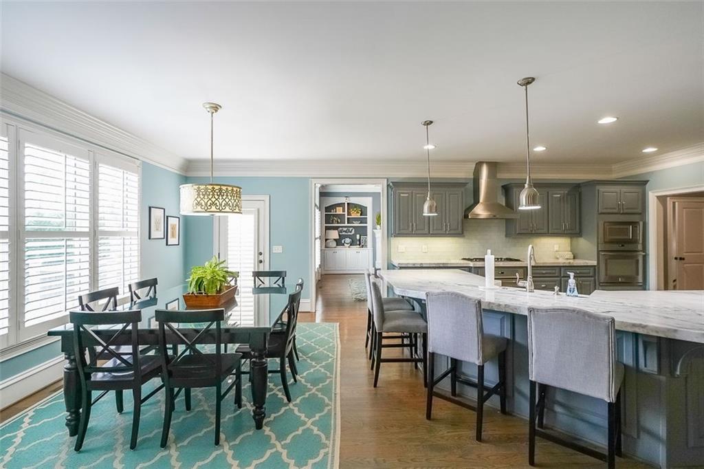 1490 WHITE ROSE Court NW