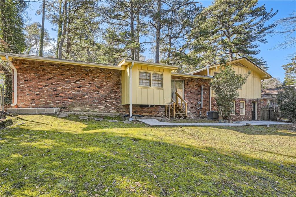 1812 Glenview Drive SW