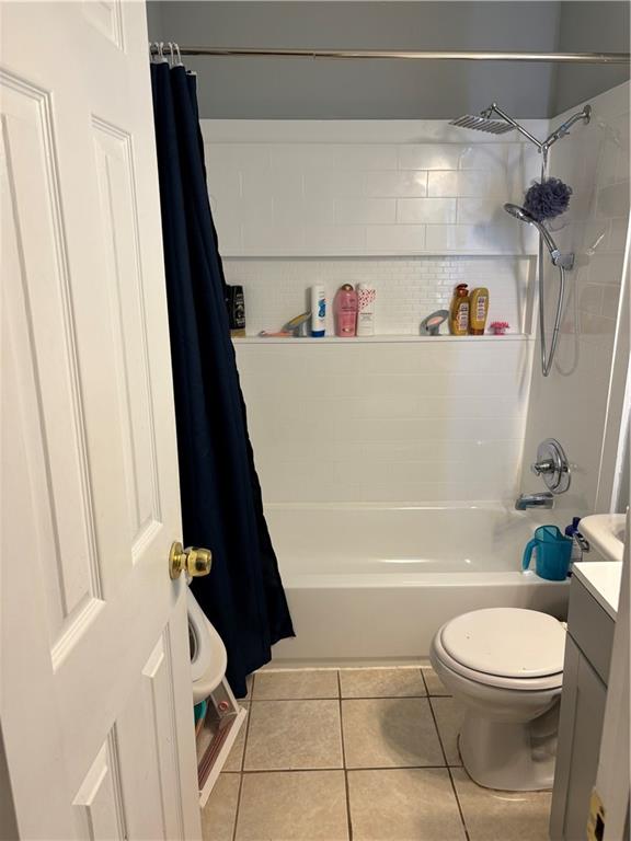 8685 East Hickory Lane