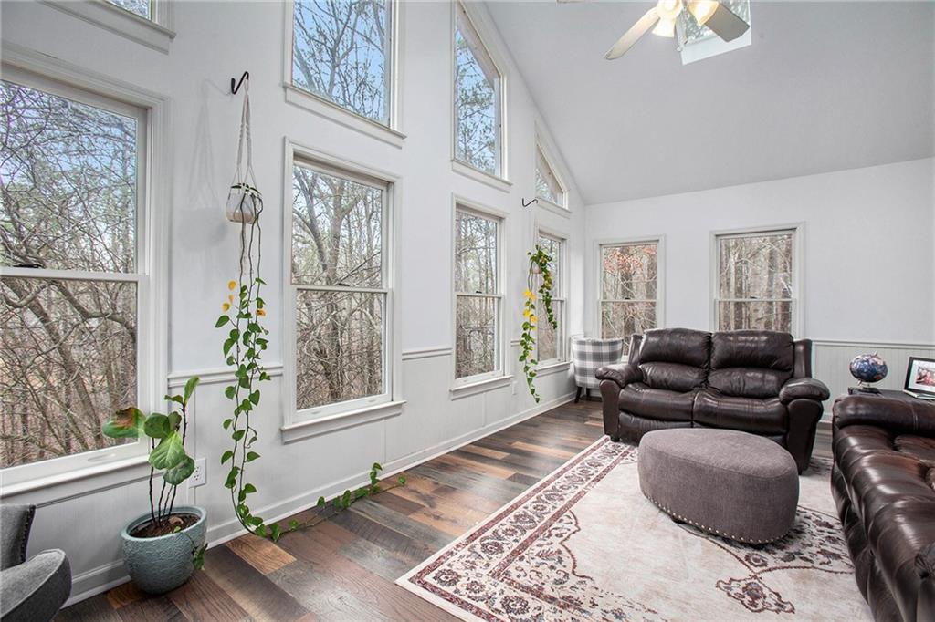 13 Southridge Trail SE