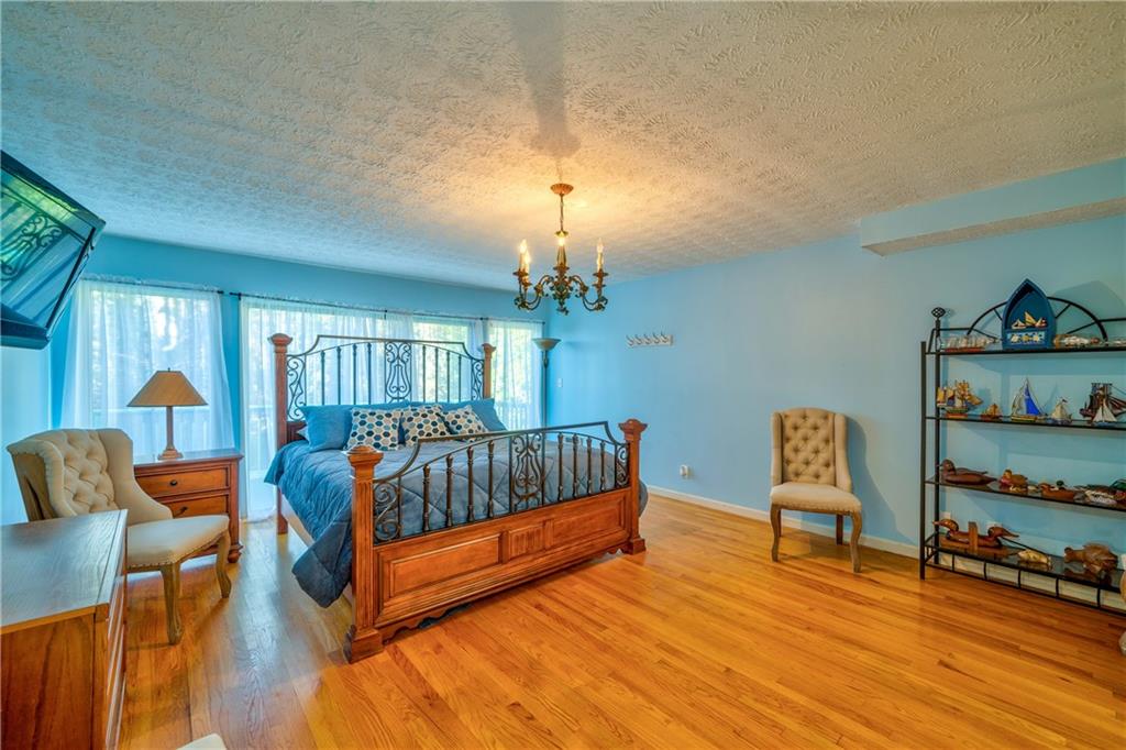 809 Willow Oak Circle