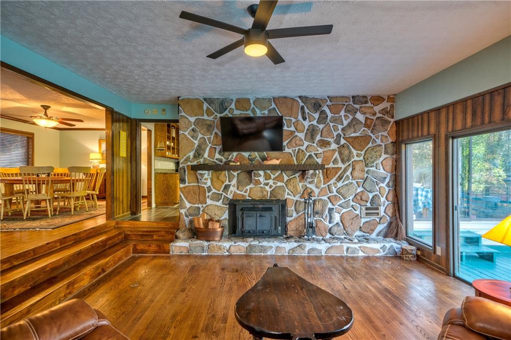 809 Willow Oak Circle