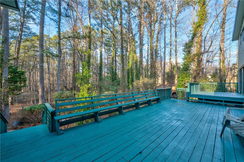 809 Willow Oak Circle