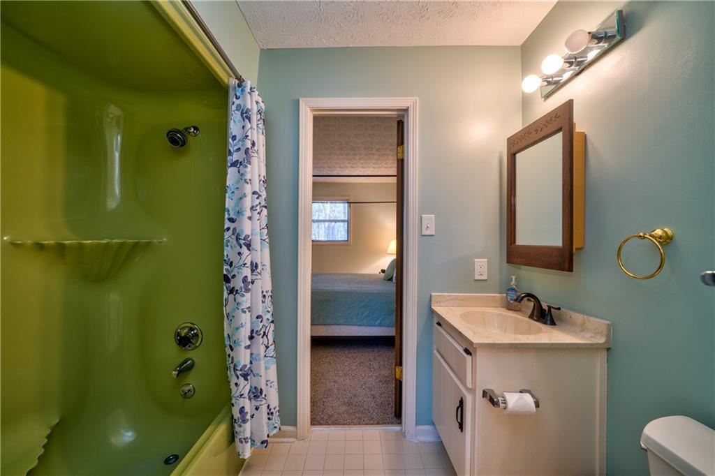 809 Willow Oak Circle