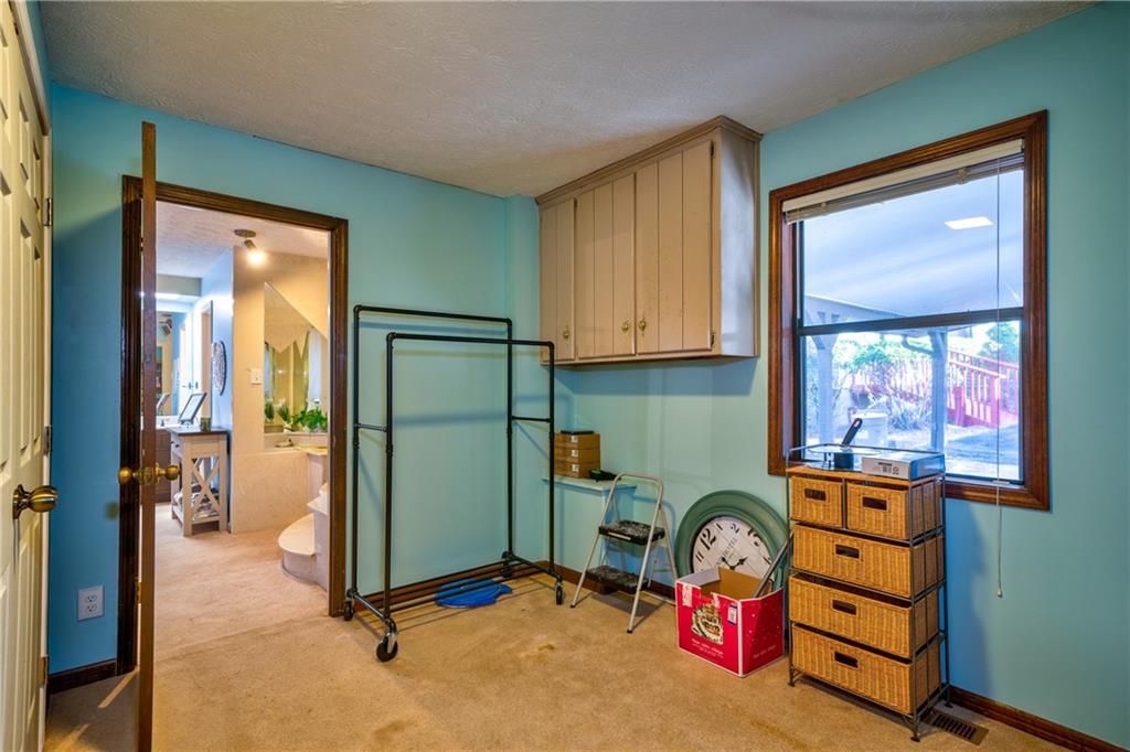 809 Willow Oak Circle