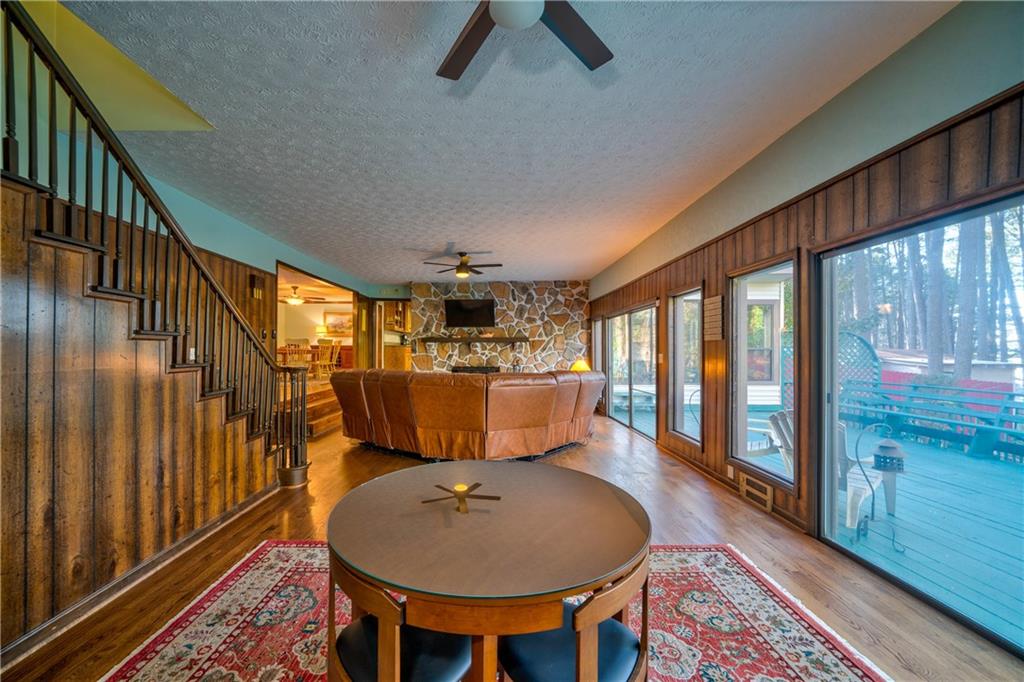 809 Willow Oak Circle