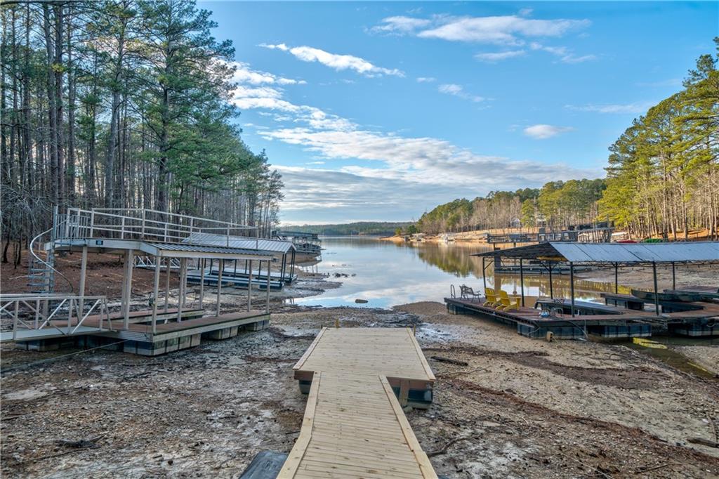 809 Willow Oak Circle