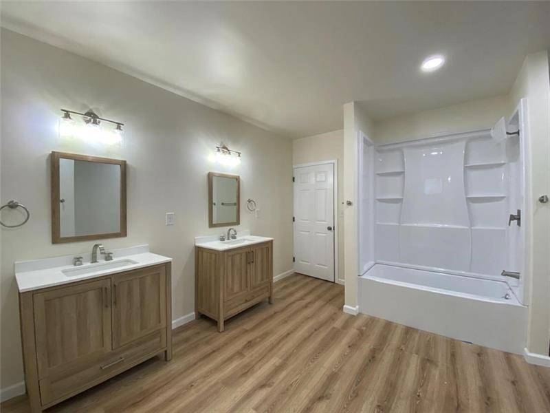 1 W 2nd Avenue