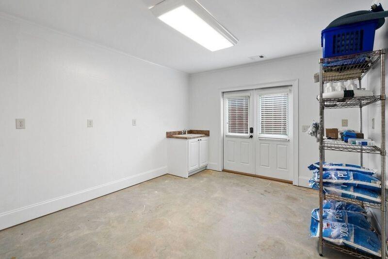 748 Heritage Lake Way