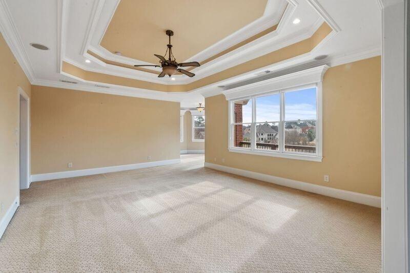 748 Heritage Lake Way