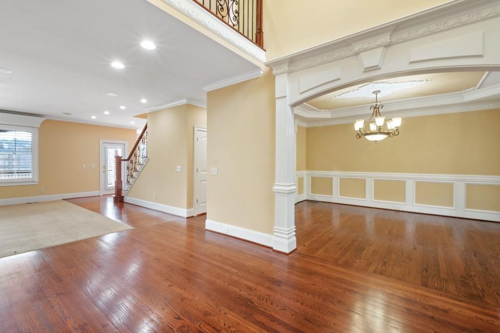 748 Heritage Lake Way