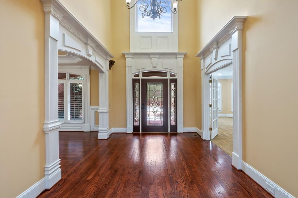 748 Heritage Lake Way