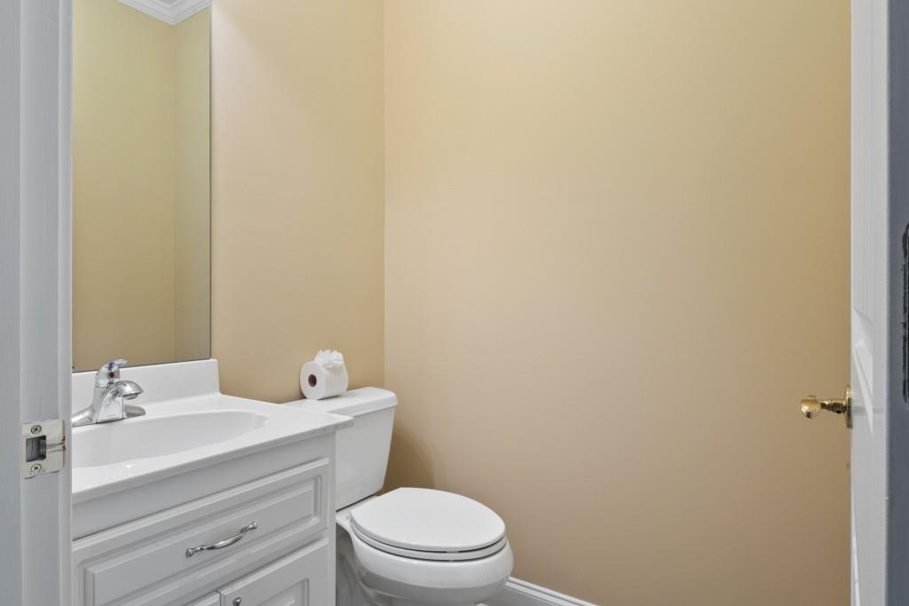 748 Heritage Lake Way