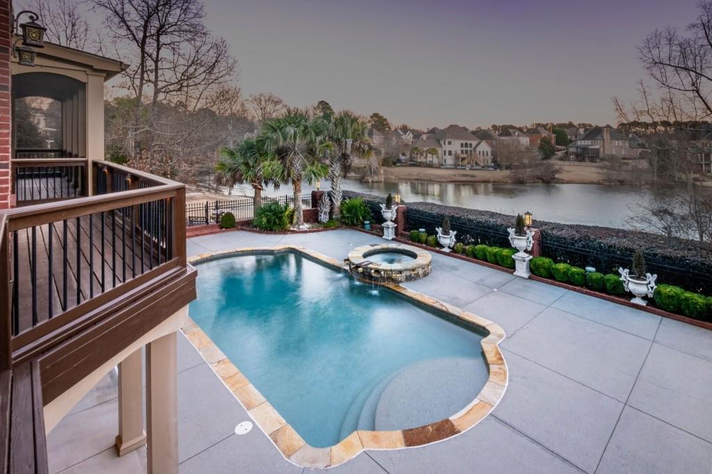 748 Heritage Lake Way