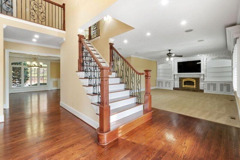 748 Heritage Lake Way