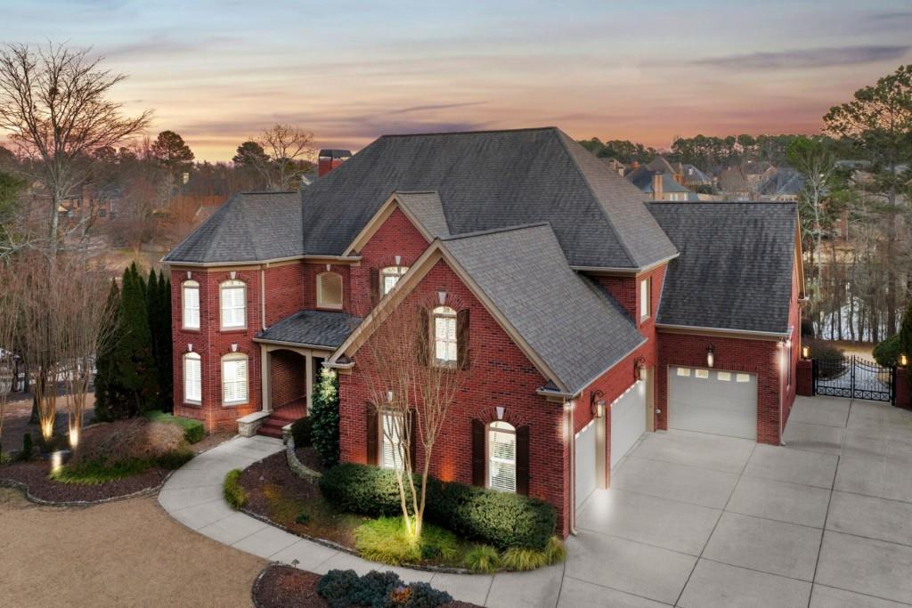 748 Heritage Lake Way