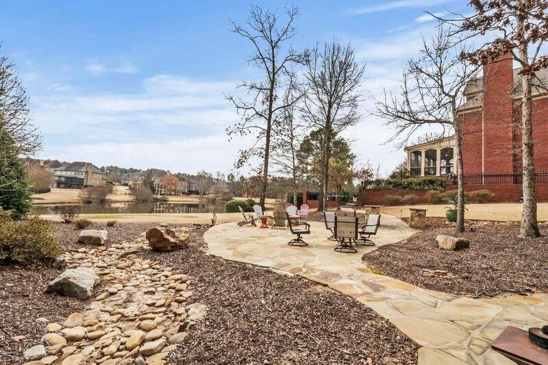 748 Heritage Lake Way