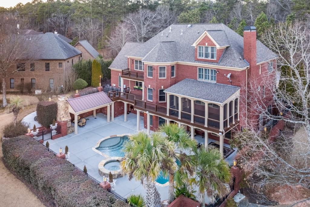 748 Heritage Lake Way