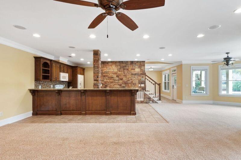 748 Heritage Lake Way