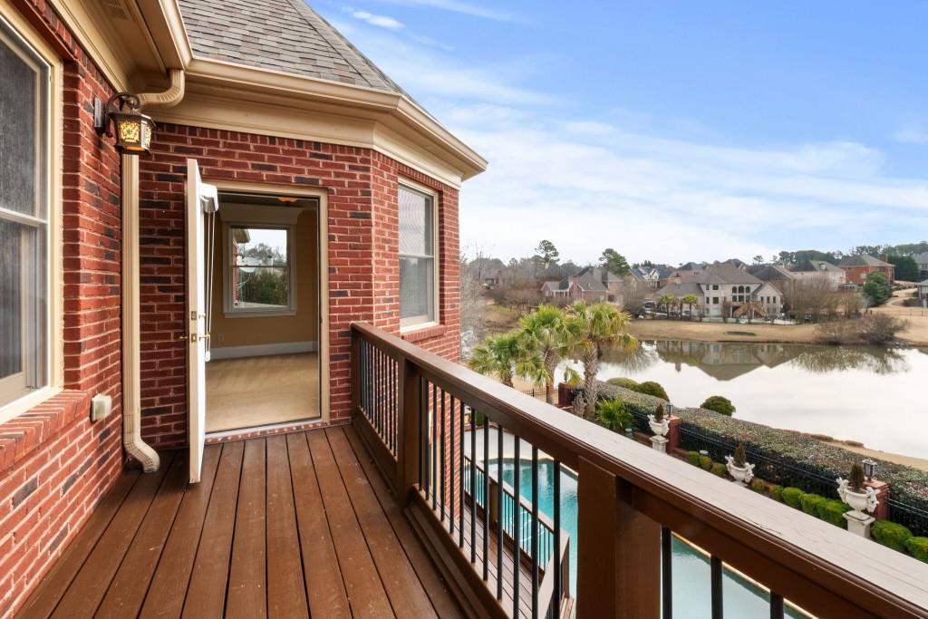 748 Heritage Lake Way