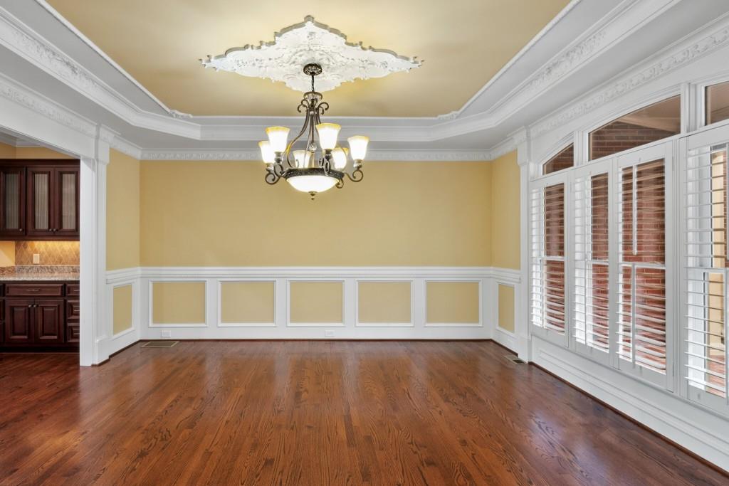 748 Heritage Lake Way