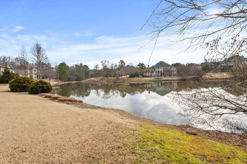 748 Heritage Lake Way