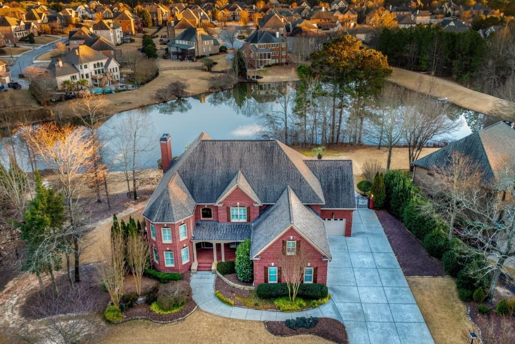 748 Heritage Lake Way