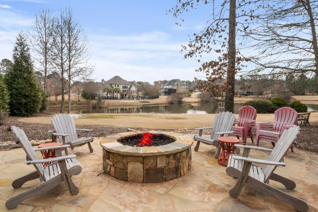 748 Heritage Lake Way