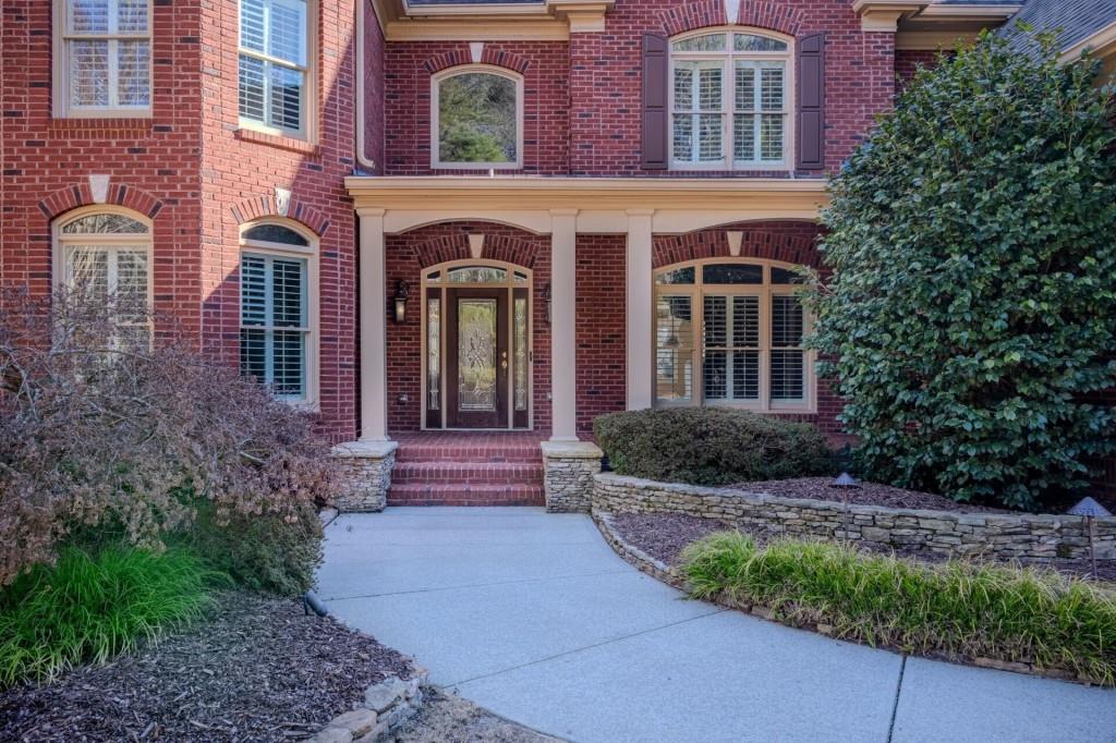 748 Heritage Lake Way