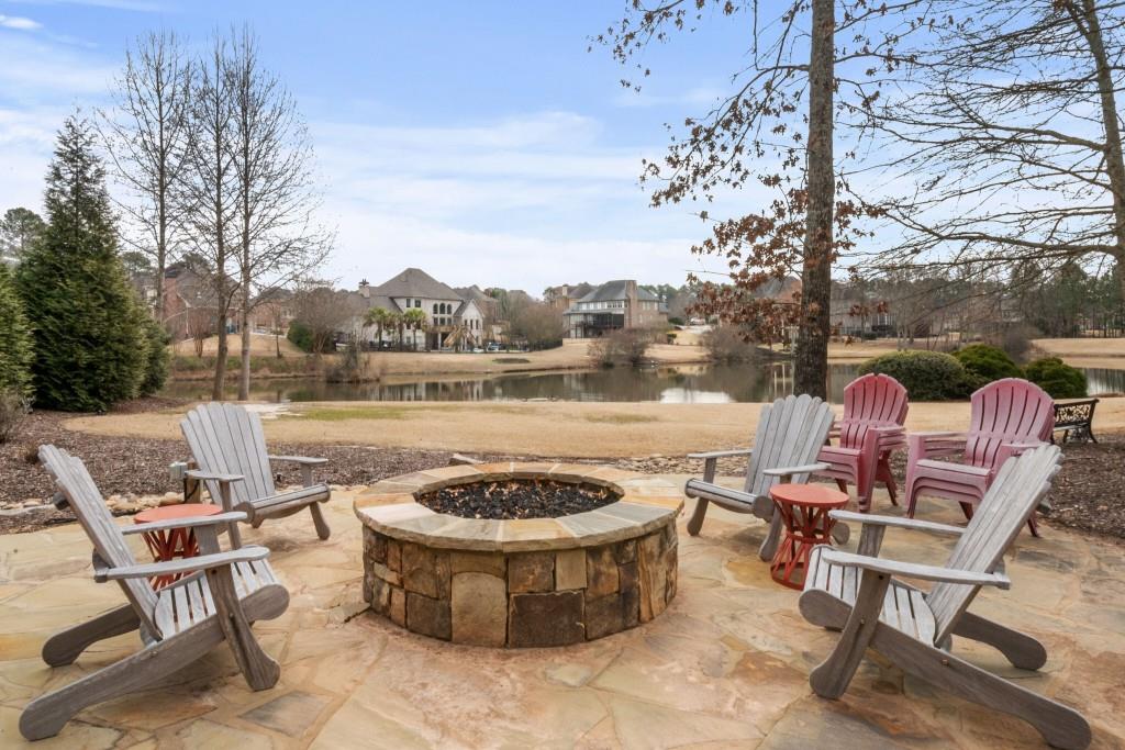 748 Heritage Lake Way