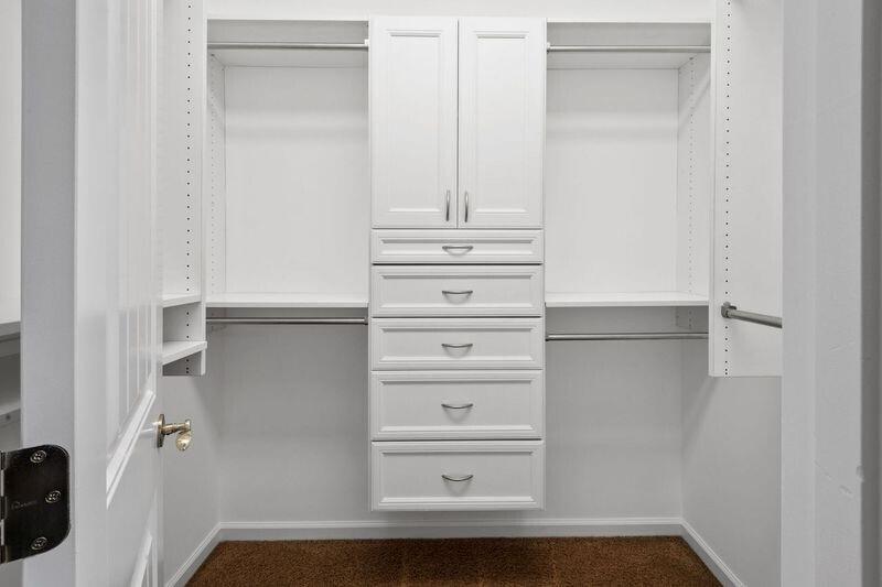 748 Heritage Lake Way