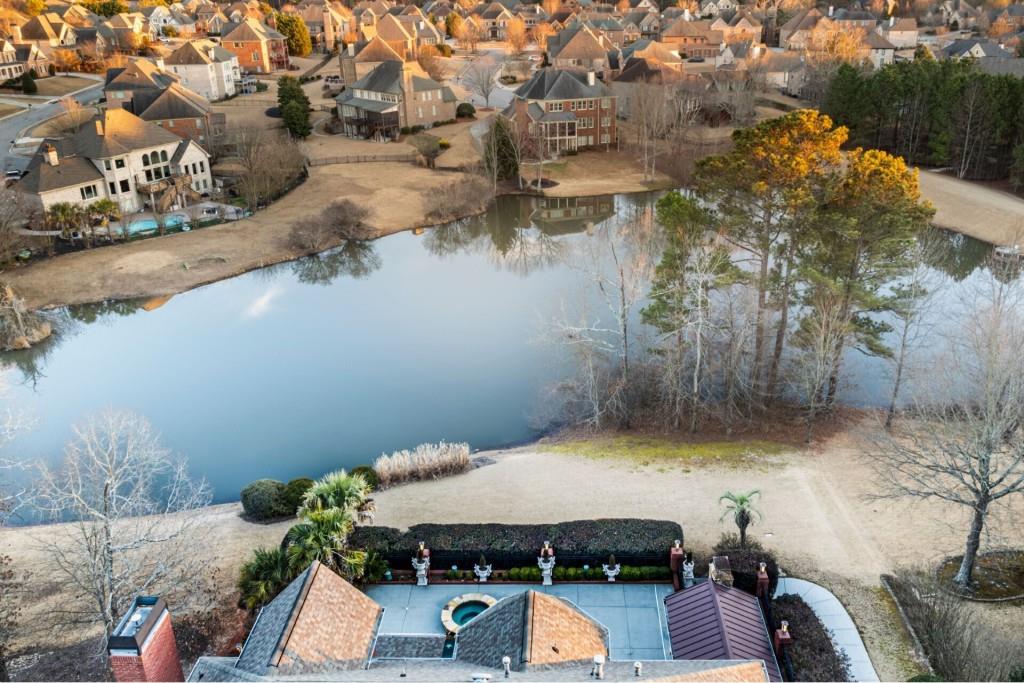 748 Heritage Lake Way