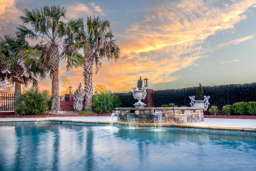 748 Heritage Lake Way