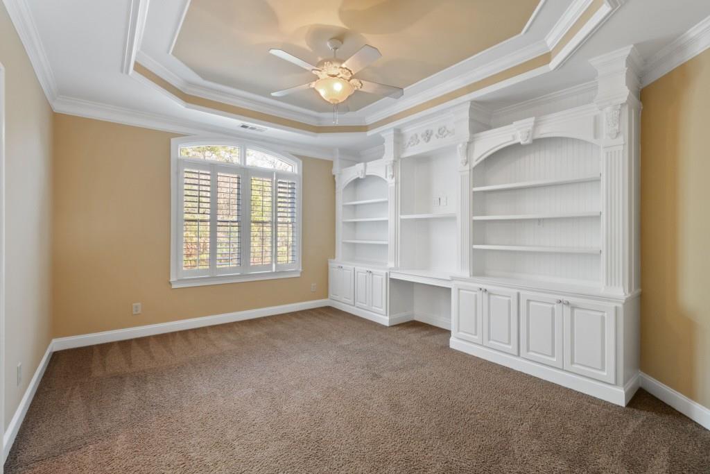 748 Heritage Lake Way