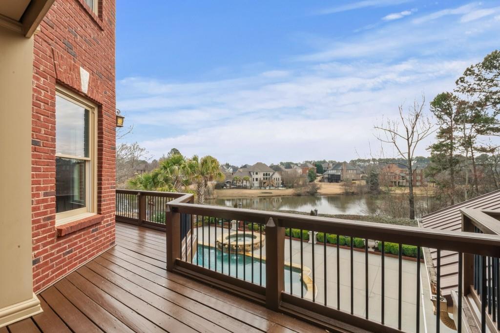 748 Heritage Lake Way