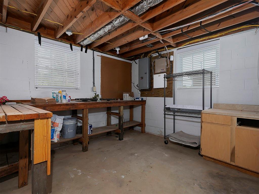 2348 Beaver Creek Road SE